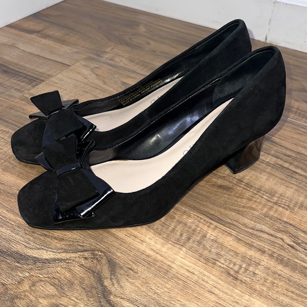 Franco Sarto Leather Heels with Bow